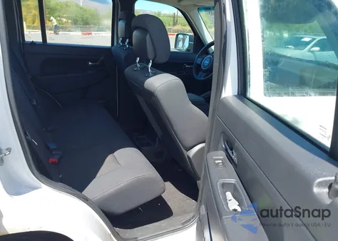 2011 Jeep Liberty Sport из США, поврежденный, VIN 1J4PN2GK0BW512726